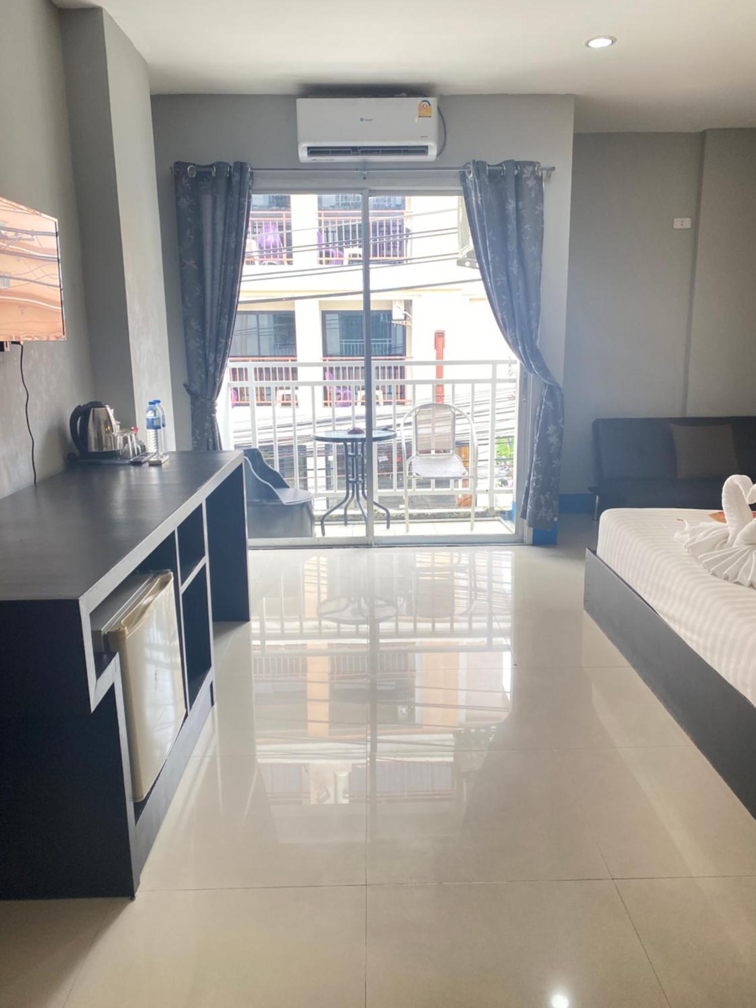 Holiday Home Patong Extérieur photo