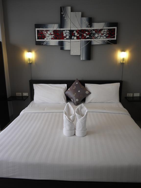 Holiday Home Patong Extérieur photo