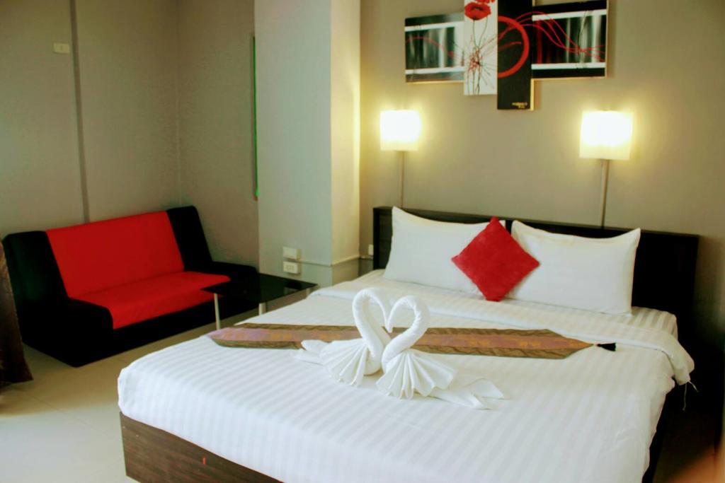 Holiday Home Patong Extérieur photo